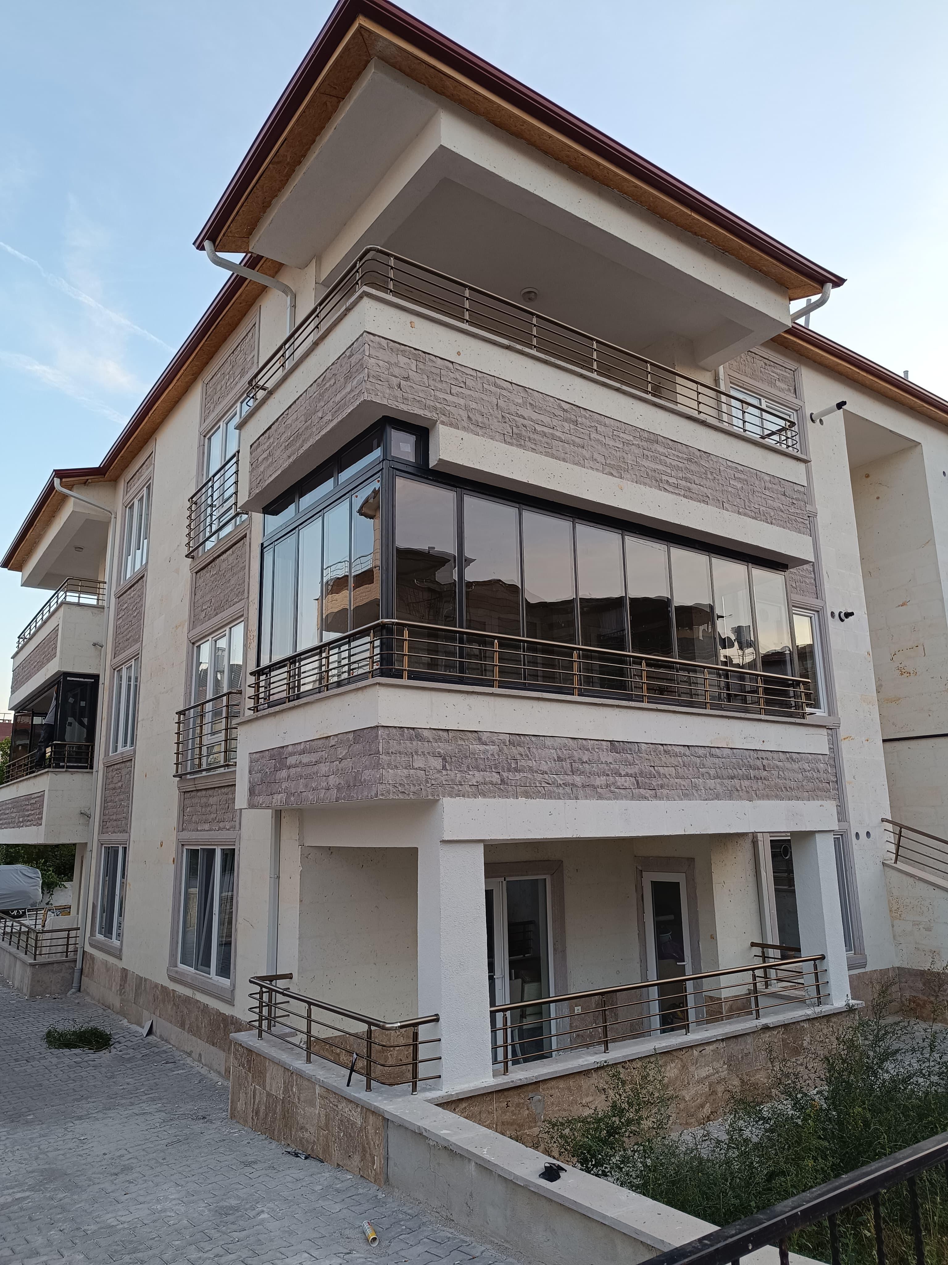 Cam Balkon - Blog Başlığı 1 görseli