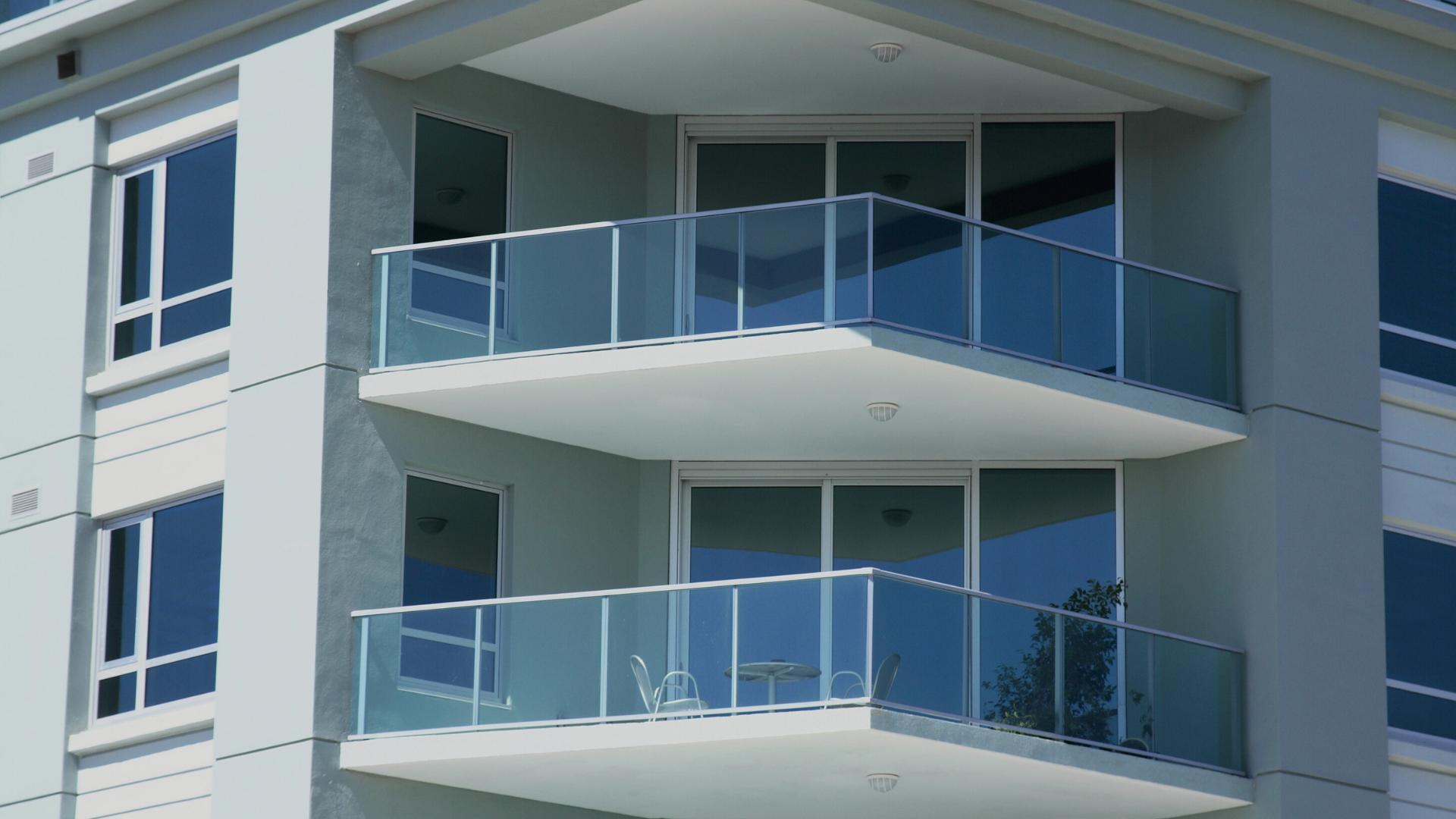 Cam Balkon Uygulaması 1